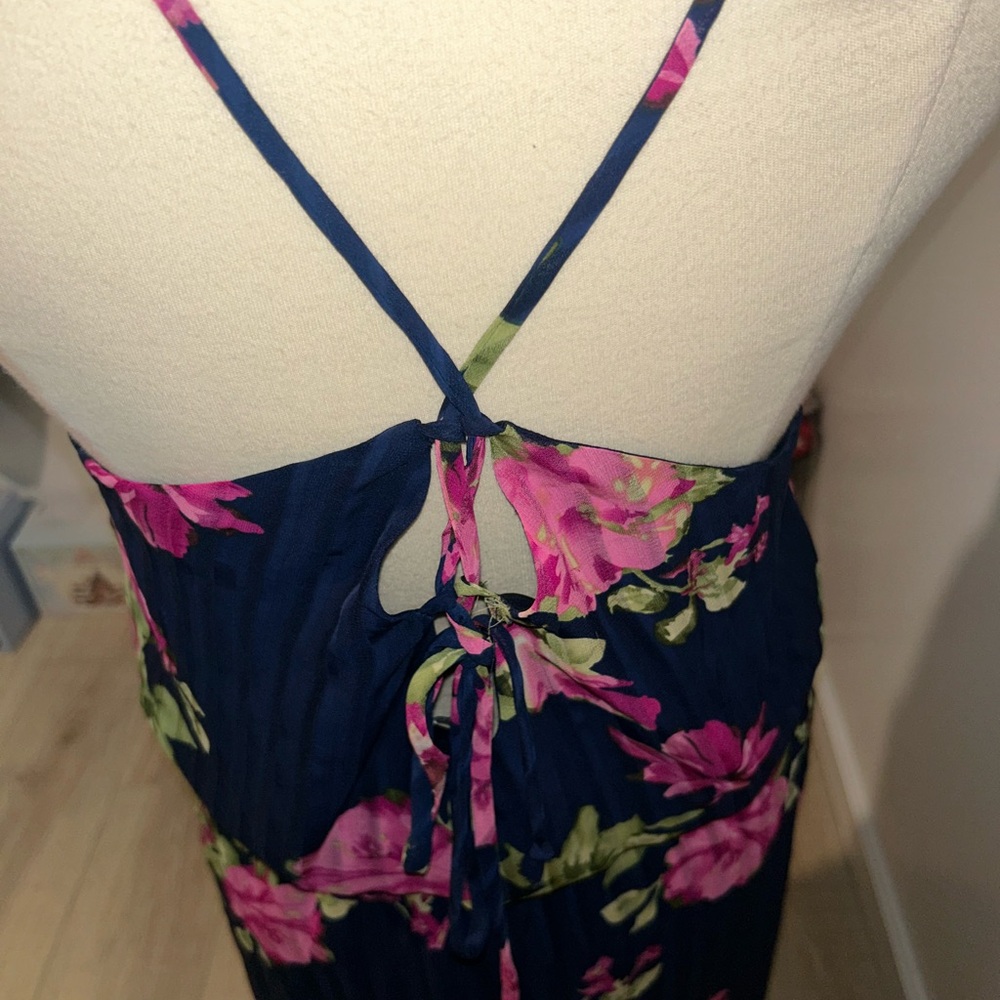 Charlotte Russe Pink and Green Halter Sundress - Picture 2 of 3